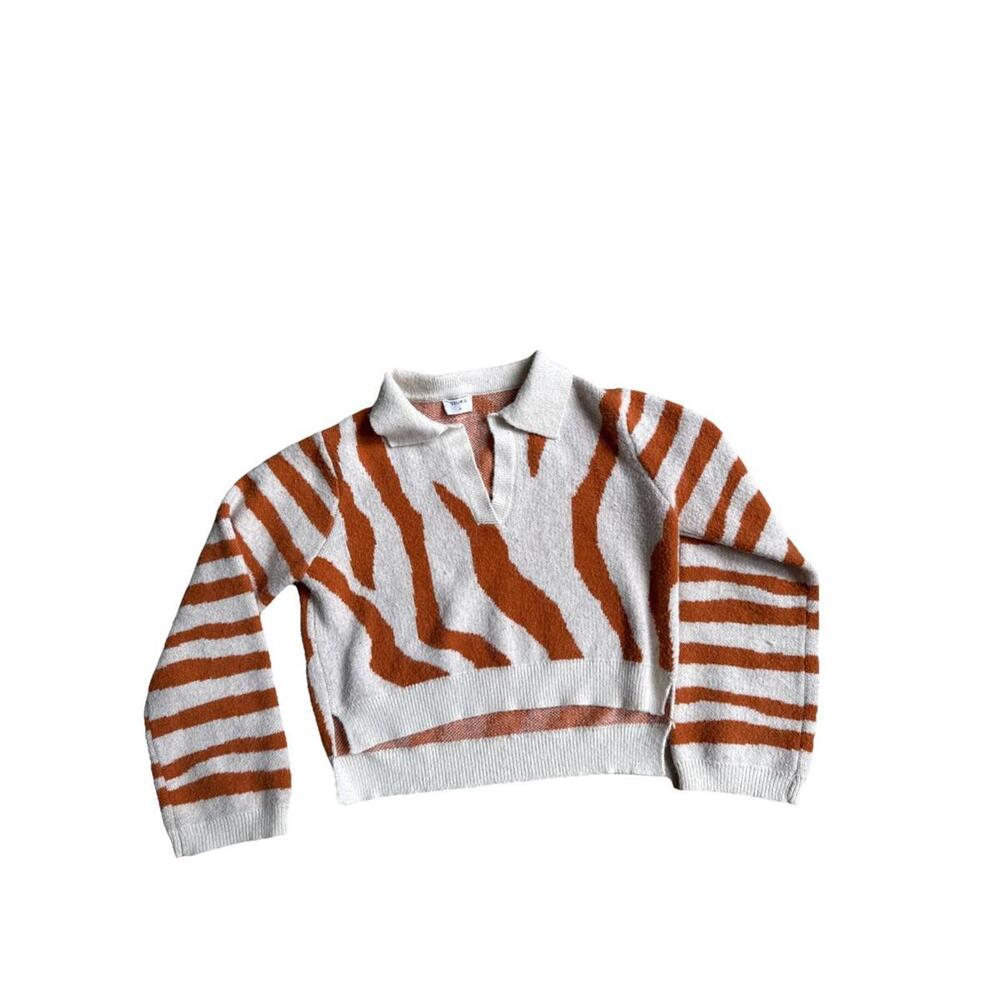Storia V-Neck Sweater with Orange Stripes